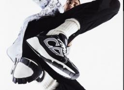 新款Dior B30运动鞋是本季最好穿老爹鞋 将于10月在泰国发售