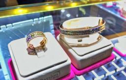 Richard Muljadi和Passion Jewelry设计彩虹灵感钻石