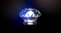 科学家在钻石中发现前所未见矿物质