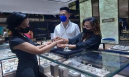 Mondial Boutique Surabaya现已推出世界级钻石