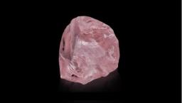 “罕见杰作”：以色列公司以1380万美元收购粉红色原石